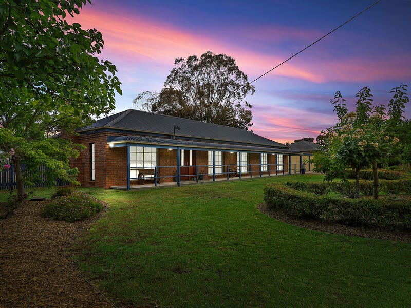 Houses for Sale in Little River, VIC 3211