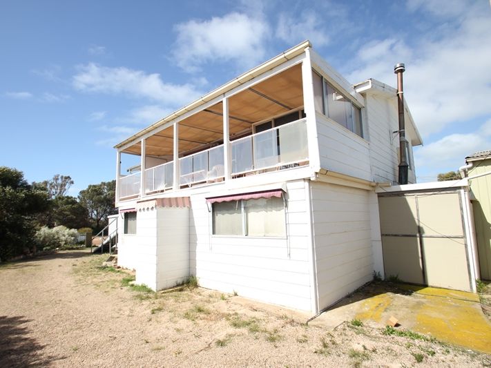 4 Moonta Road, Moonta Bay, SA 5558