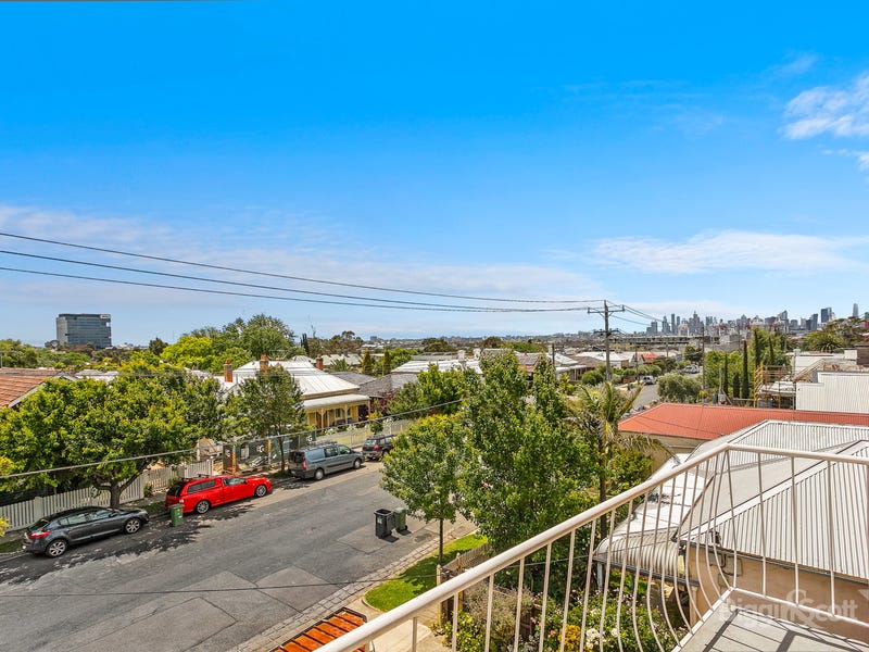 12/13 Stephen Street, Yarraville, Vic 3013 Property Details