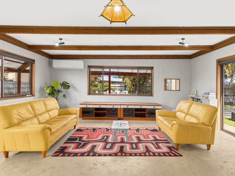 44 River Street, Little River, VIC 3211