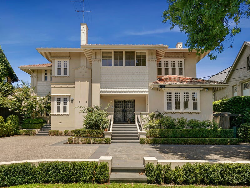 10 Monomeath Avenue, Toorak, VIC 3142 - realestate.com.au