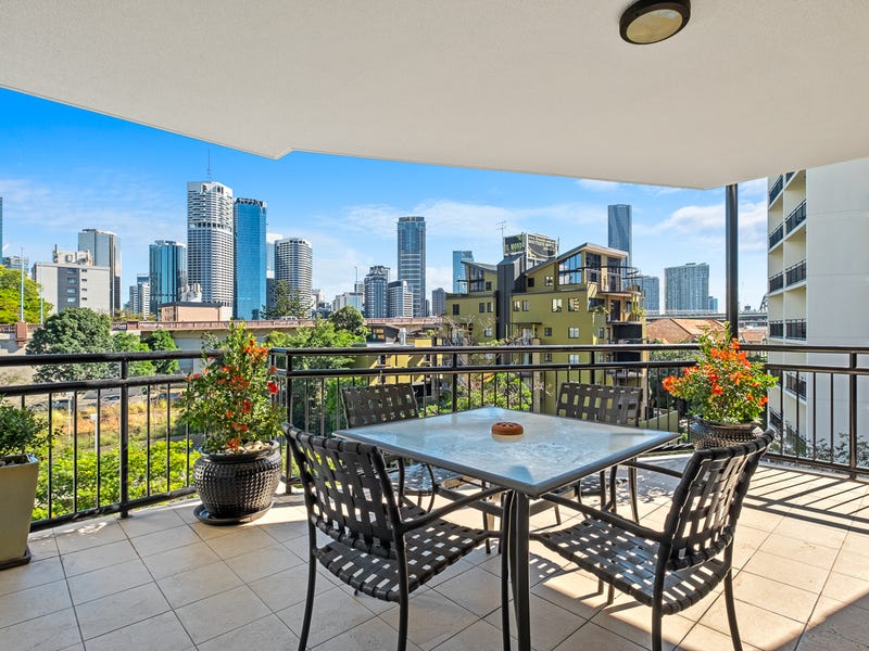 56/15 Goodwin Street, Kangaroo Point, QLD 4169