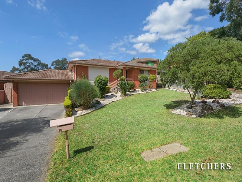 15 Cres, Doncaster East, VIC 3109