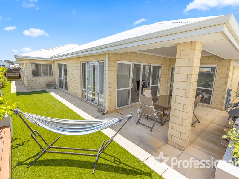 105 Seaside Avenue, Yanchep, WA 6035