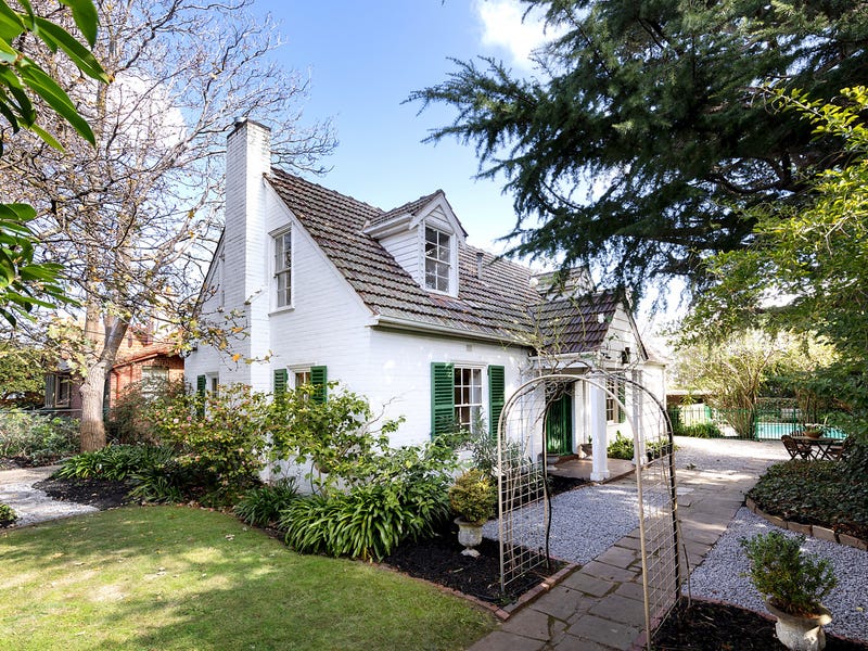 5A Barry Street, Kew, Vic 3101 Property Details