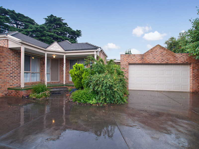 4/24 Macdonald Grove, Mornington, Vic 3931 Property Details