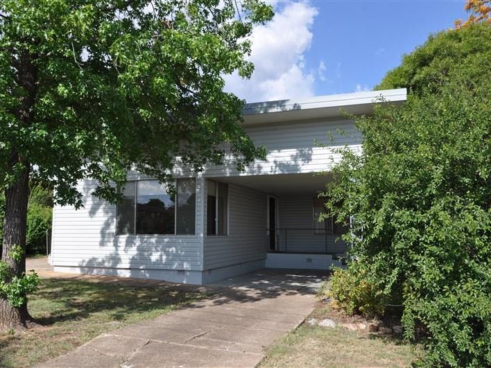 82 Hill St, Forbes, NSW 2871 Property Details