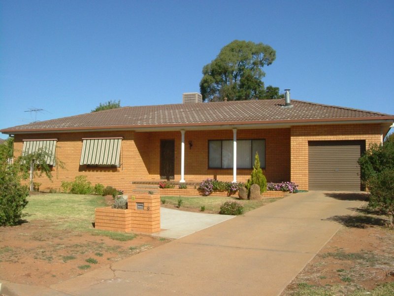 9 JACARANDA, Coolamon, NSW 2701 Property Details