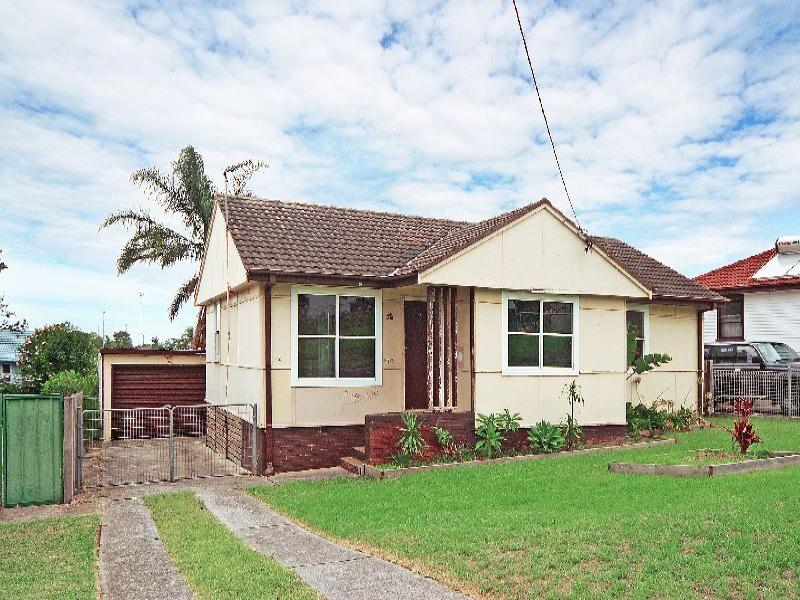 12 Jones Avenue, Mount Warrigal, NSW 2528
