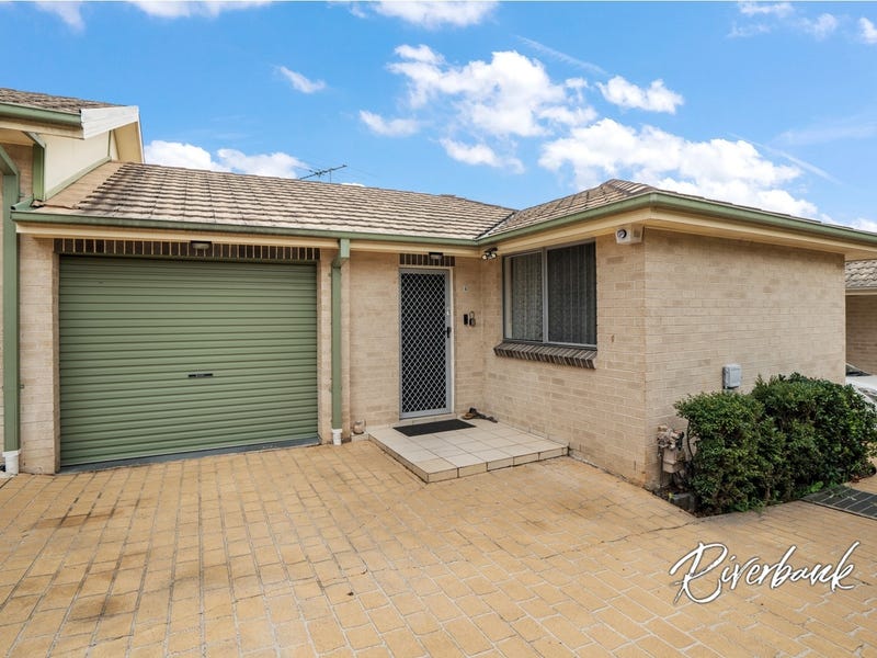 4/128 Dunmore Street, Wentworthville, NSW 2145 Villa for Sale
