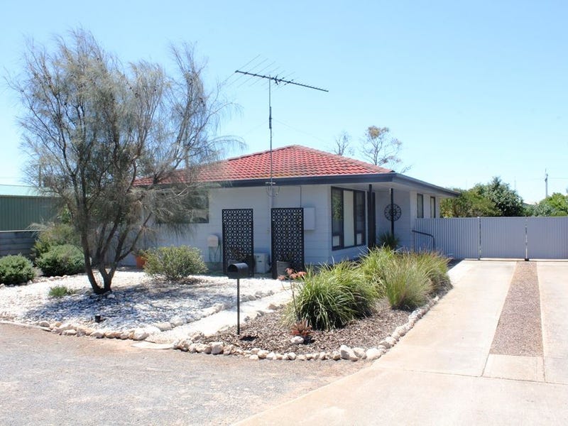 16 Tilbrook Avenue, Minlaton, SA 5575 Property Details