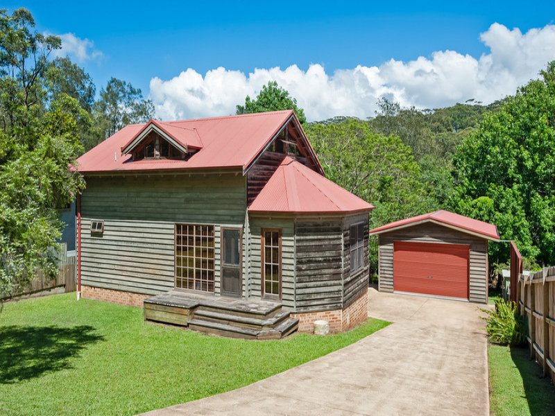 86 Lake Shore Drive, North Avoca, NSW 2260