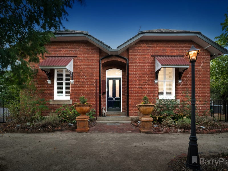 7 Riley Street, East Bendigo, Vic 3550 House for Sale