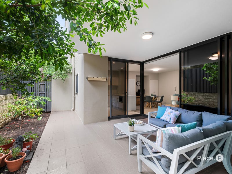 114/52 Crosby Road, Albion, Qld 4010 Property Details