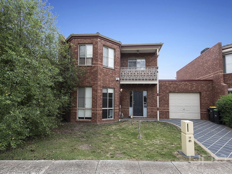10 Waterford Way, Melton West, Vic 3337