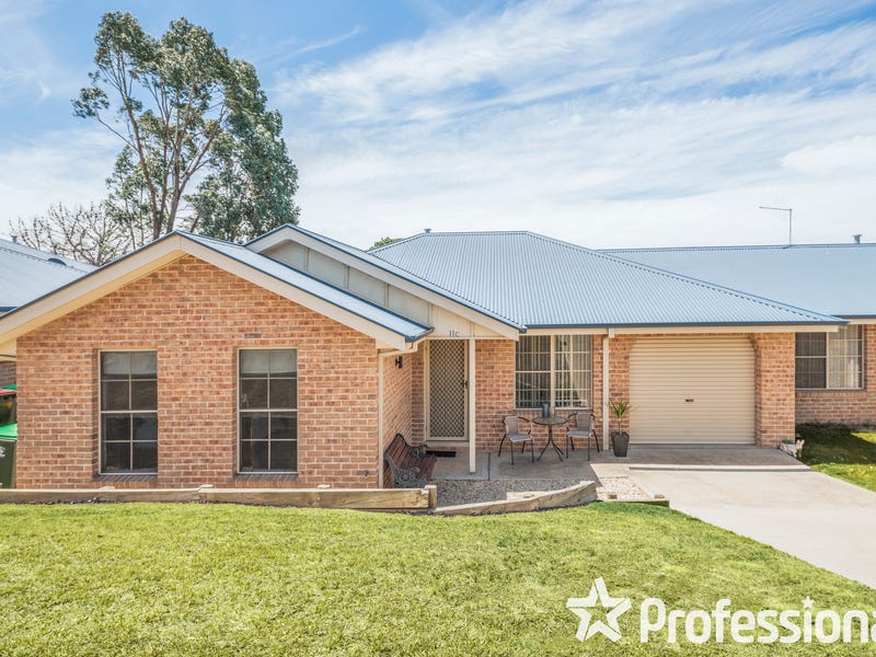 11C Dees Close, Gormans Hill, NSW 2795