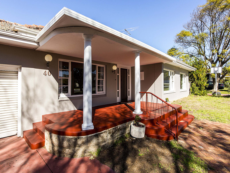 40 Waratah Avenue, Dalkeith, WA 6009 Property Details