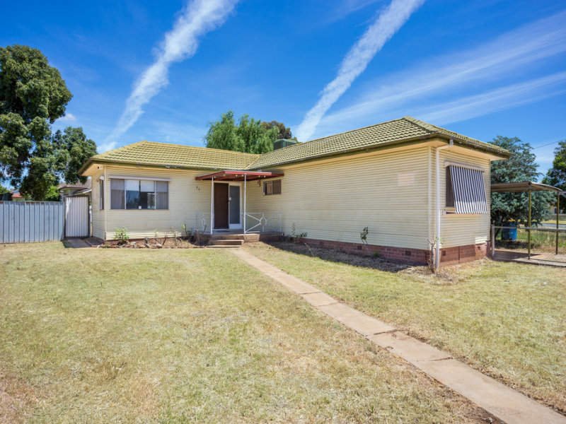 36 Tobruk Street, Ashmont, NSW 2650