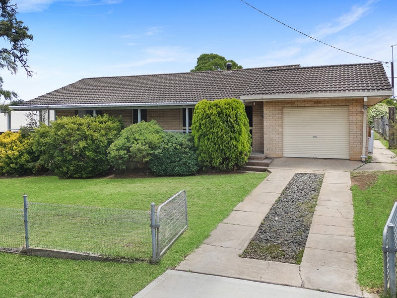 11 Rodgers Street, Kandos, NSW 2848 Property Details