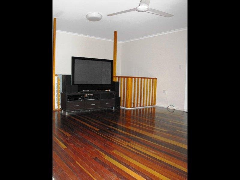 62 McBride Street, Kirwan, Qld 4817 Property Details