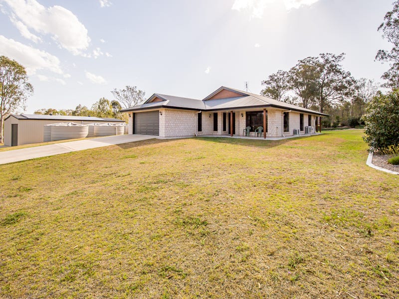 54 Oliver Road, Nanango, Qld 4615