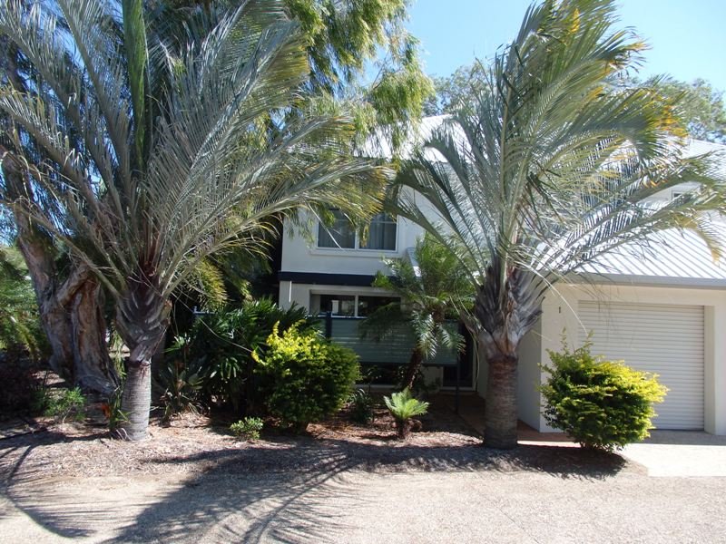 2 Sylvan Drive, Moore Park Beach, QLD 4670