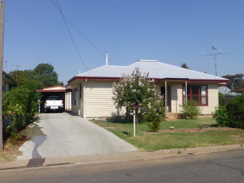 52 McAlister Street, Finley, NSW 2713 Property Details