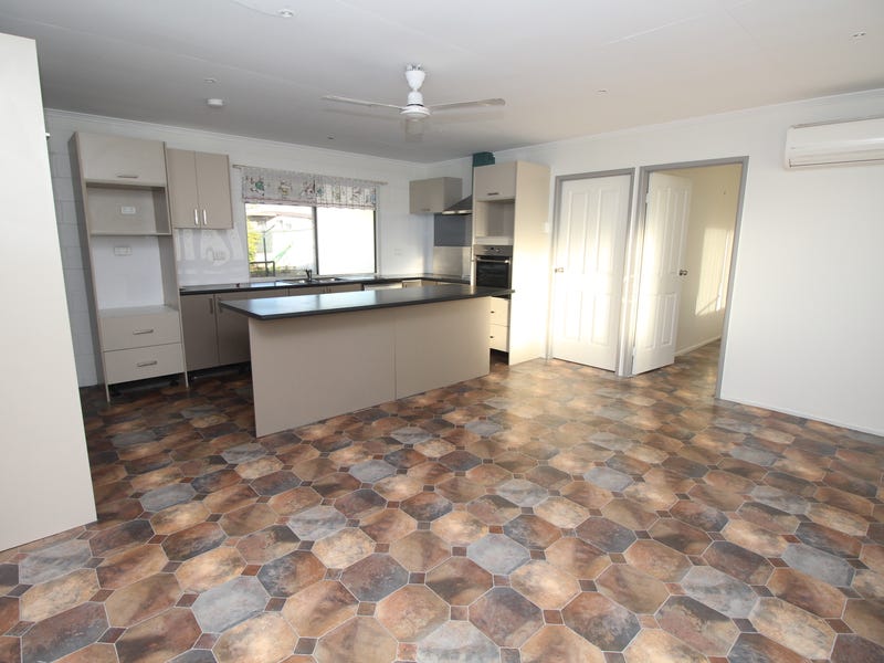 10 Phillips Street, Bluewater, Qld 4818 Property Details