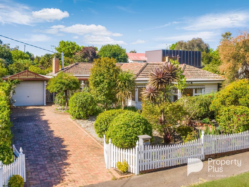 1 Myring Street, Castlemaine, Vic 3450 House for Sale