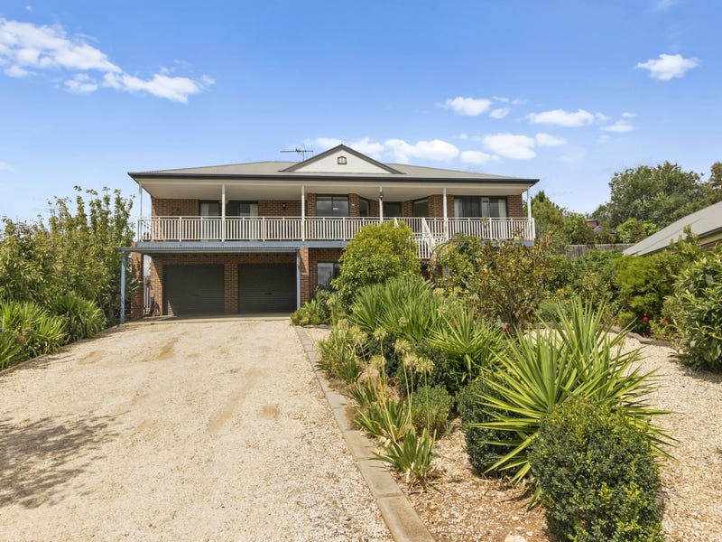 12 McLeod Drive, Darley, Vic 3340 Property Details