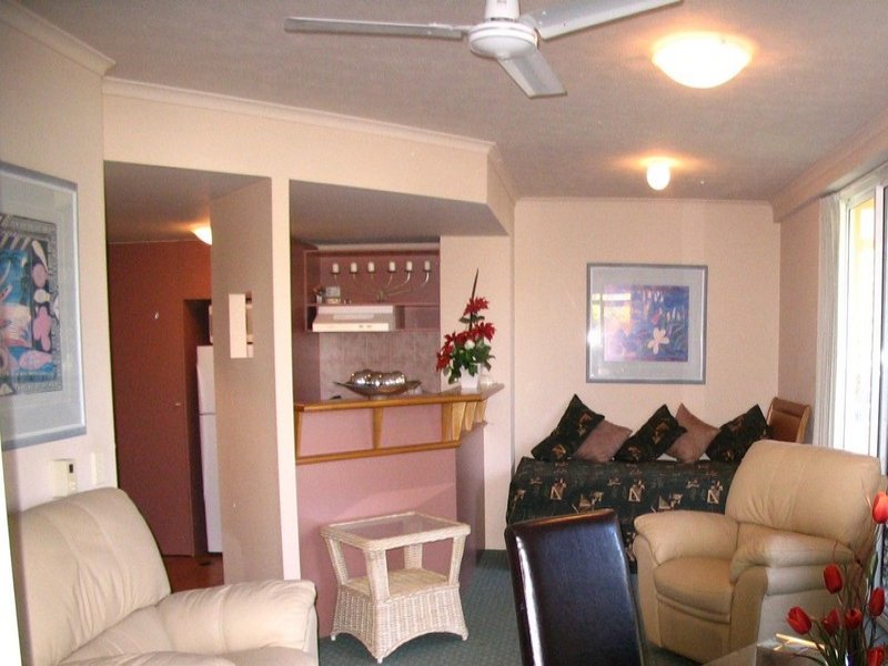 110 'Diamond Beach Resort', 10 Alexandra Avenue, Broadbeach, Qld 4218