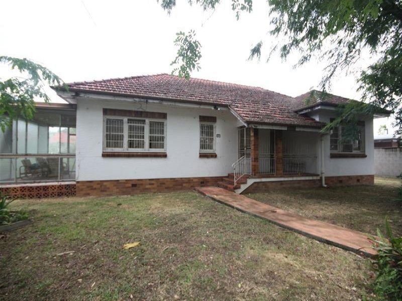 Property 106287702, Fairfield, Qld 4103 Property Details