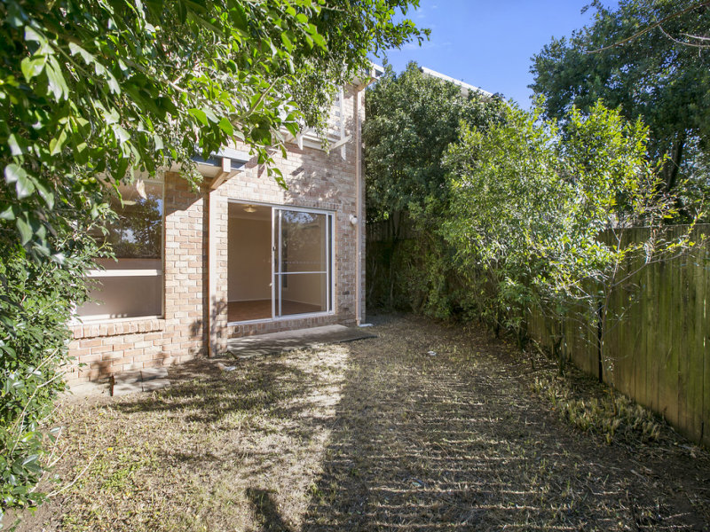 4/26 Mayfield Road, Moorooka, Qld 4105 Property Details