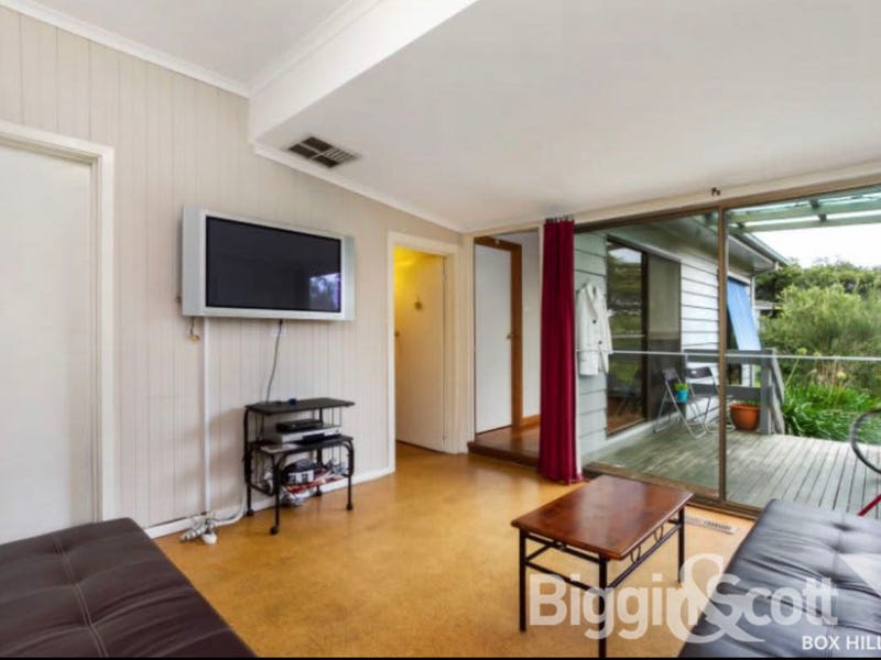 32 Clanbrae Avenue, Burwood, Vic 3125 House for Rent