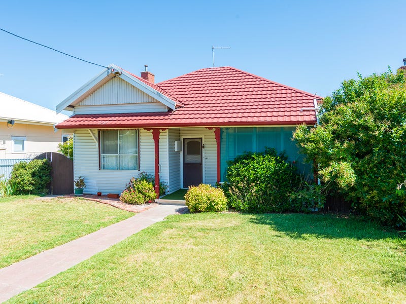 56 Townsend Street, Nhill, Vic 3418 House for Sale