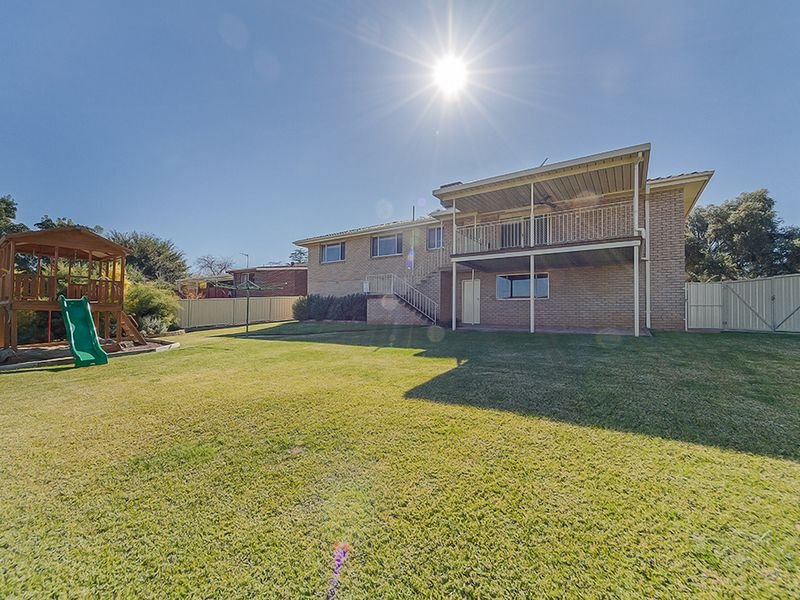 4 Taronga Drive, Cowra, NSW 2794 Property Details