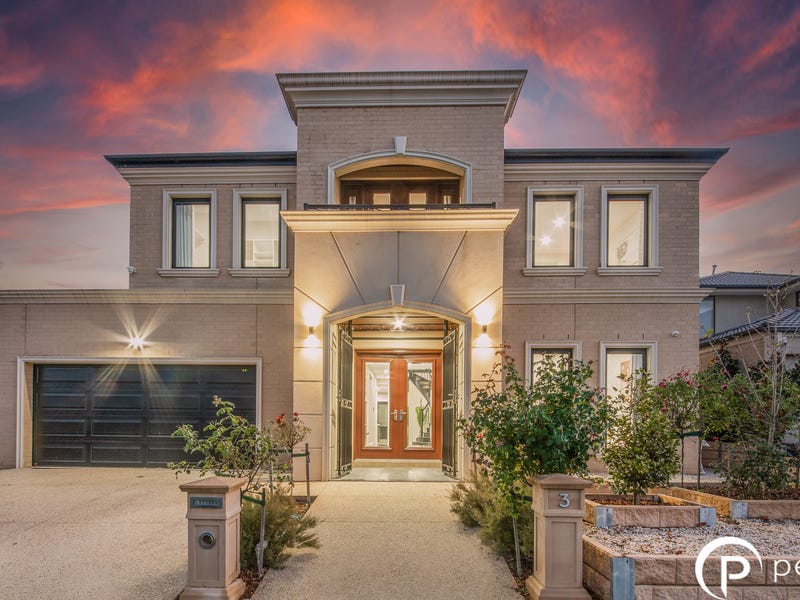 3 Watermint Way, Clyde North, VIC 3978