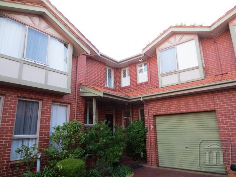 4/2729 Fairholm Grove, Camberwell, Vic 3124 4/2729 Fairholm Grove, Camberwell, Vic 3124