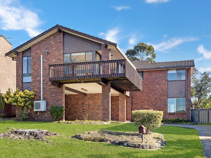 13 Lambeth Place, Illawong, NSW 2234