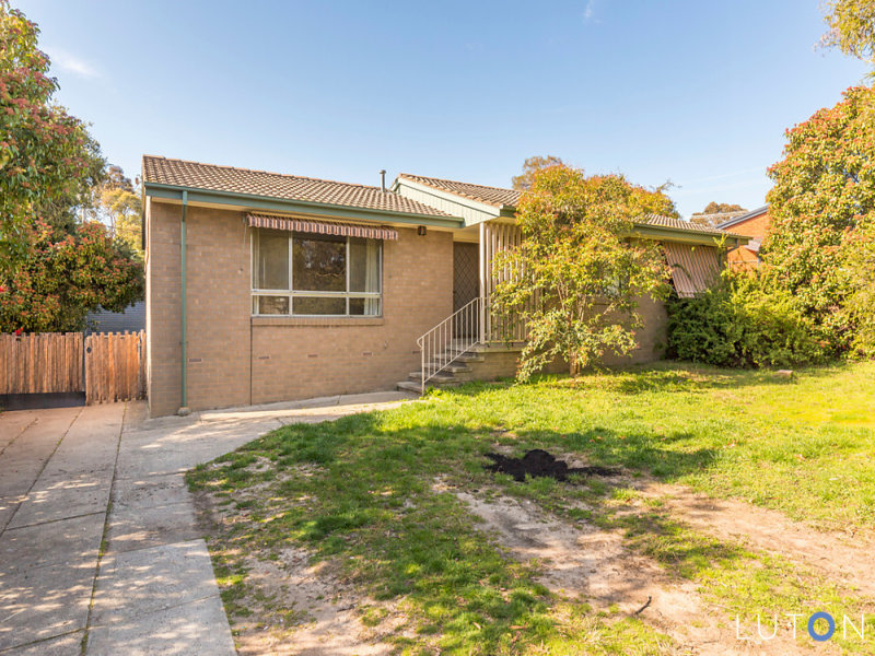 17 Greenvale Street, Fisher, ACT 2611 Property Details