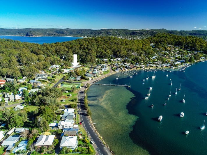 9 Venice Road, Pretty Beach, NSW 2257