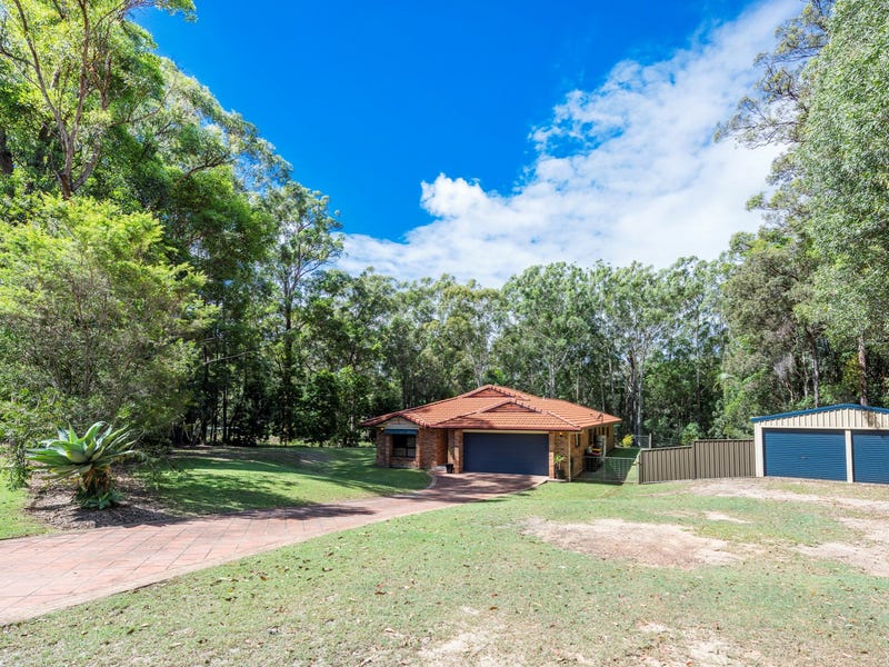 28 Gumhill Drive, Woombah, NSW 2469