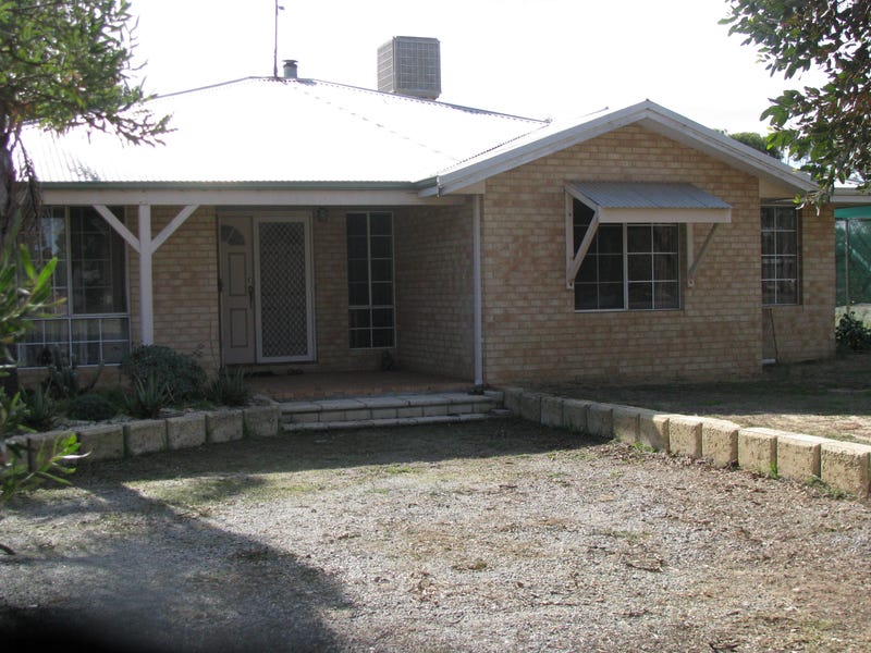 223 Riley Road, Moora, WA 6510 - Property Details