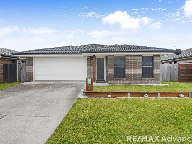 4 Eel Place, Bongaree, Qld 4507 Property Details