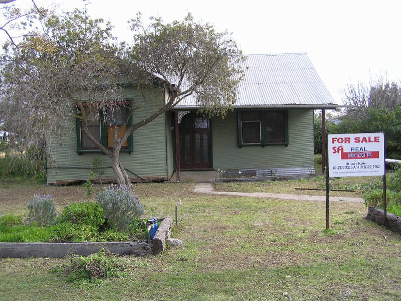 10 Dungey Street, Kaniva, Vic 3419 Property Details