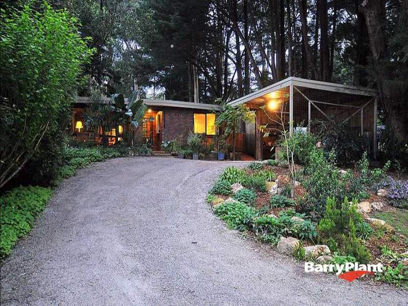 38 Sophia Grove, Vic 3160 Property Details