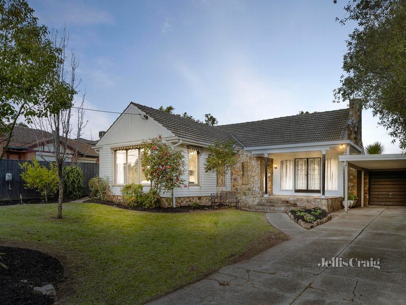 8 Kingsnorth Street, Doncaster, Vic 3108 Property Details