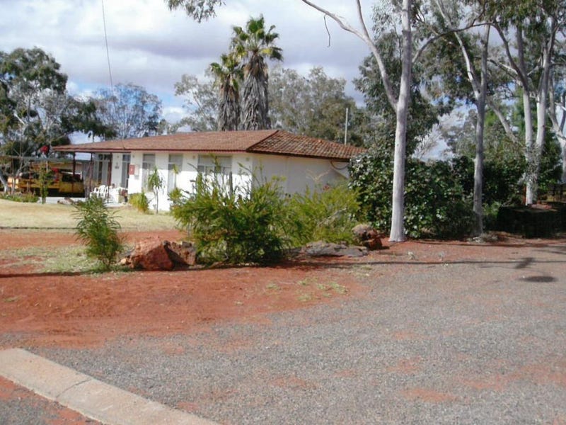 9 Hawks Place, Laverton, WA 6440