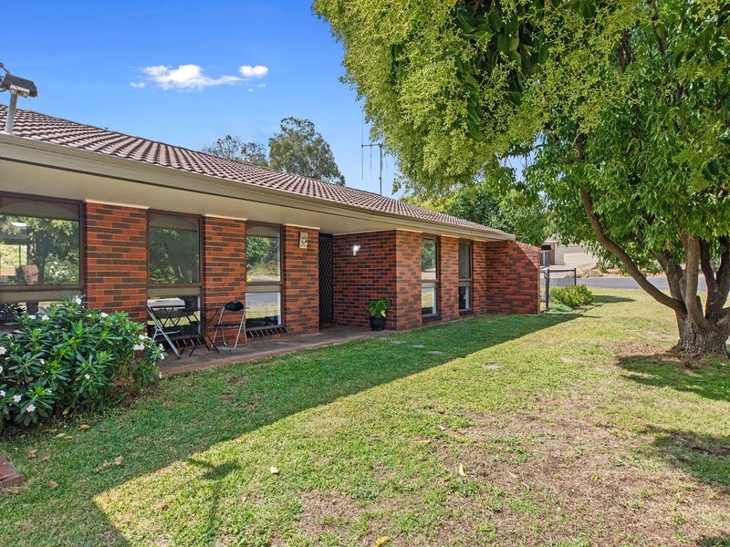 1/1 Nandina Court, Strathdale, Vic 3550 Property Details