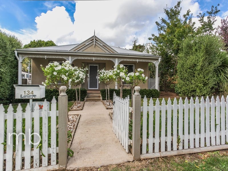 134 Sampson Street, Orange, NSW 2800